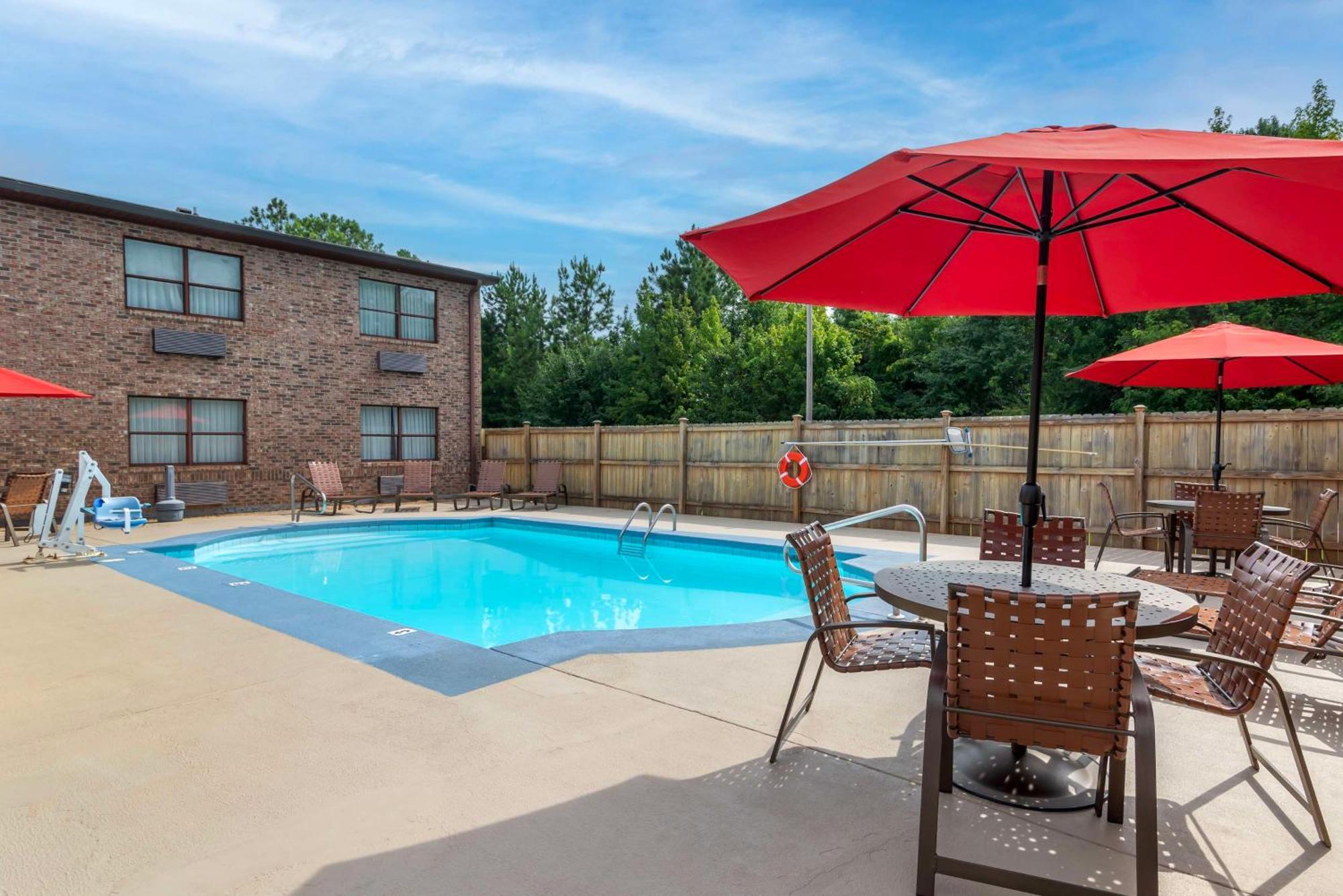 Best Western Auburn/Opelika Inn Esterno foto
