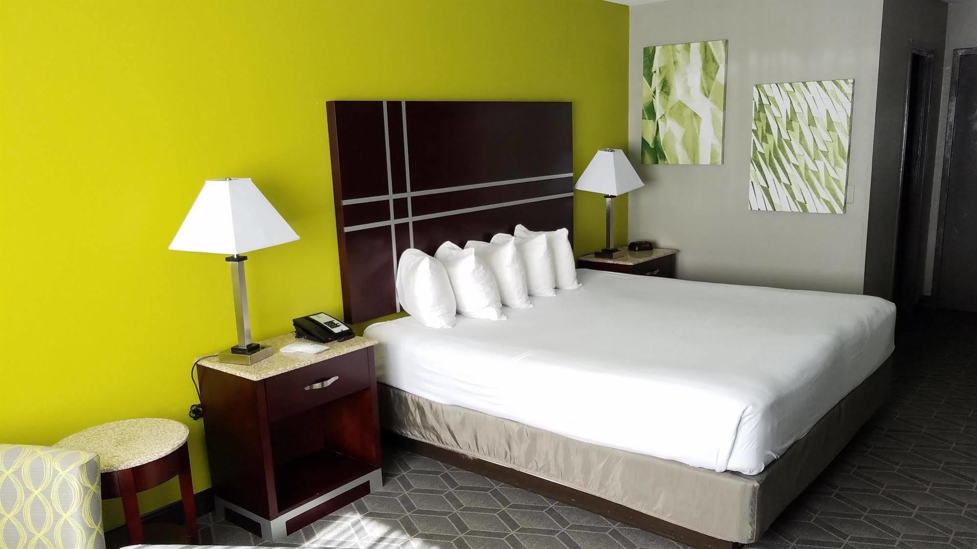 Best Western Auburn/Opelika Inn Esterno foto